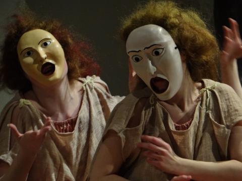 masques de théâtre antique grec recréés